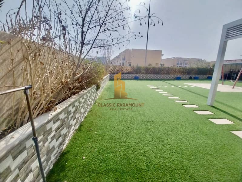 Elegant 6 BHK Villa Unmatched Luxury & Space - Image 17