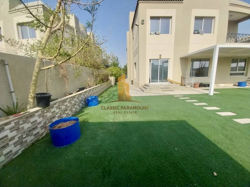 Elegant 6 BHK Villa Unmatched Luxury & Space - Image 18