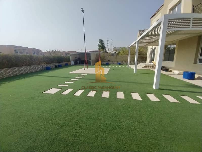 Elegant 6 BHK Villa Unmatched Luxury & Space - Image 19