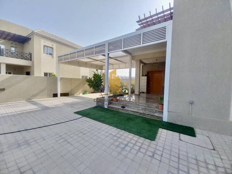 Elegant 6 BHK Villa Unmatched Luxury & Space - Image 23