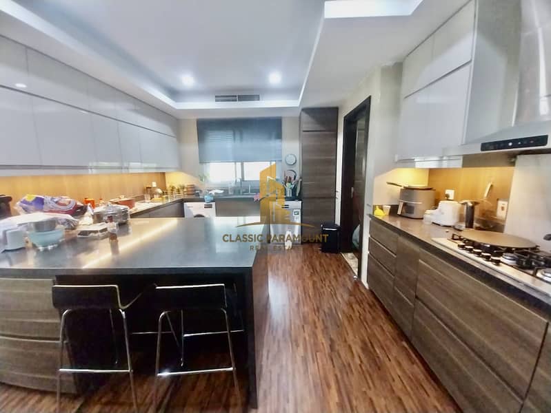 Elegant 6 BHK Villa Unmatched Luxury & Space - Image 29