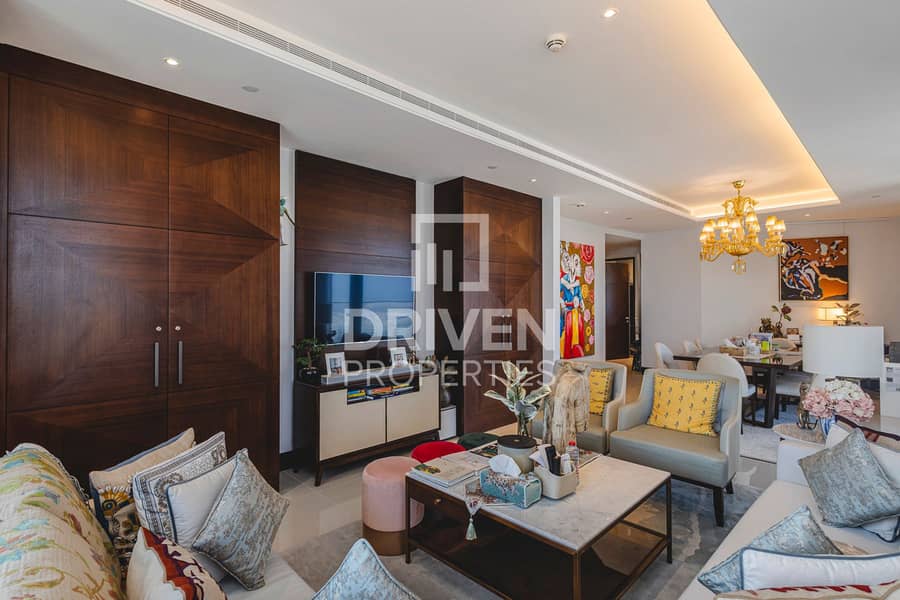 Full Burj Khalifa and Sea Views | Serviced Unit - Image 7