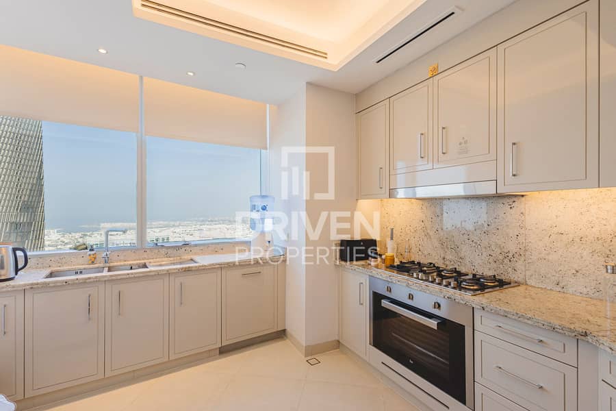 Full Burj Khalifa and Sea Views | Serviced Unit - Image 8