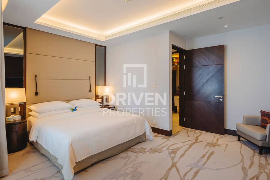 Full Burj Khalifa and Sea Views | Serviced Unit - Image 14