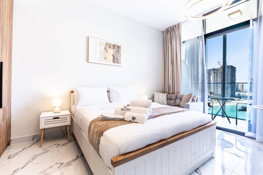 6 Bed 1. jpg
