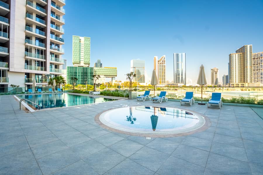 15 Swimming Pool 2. jpg