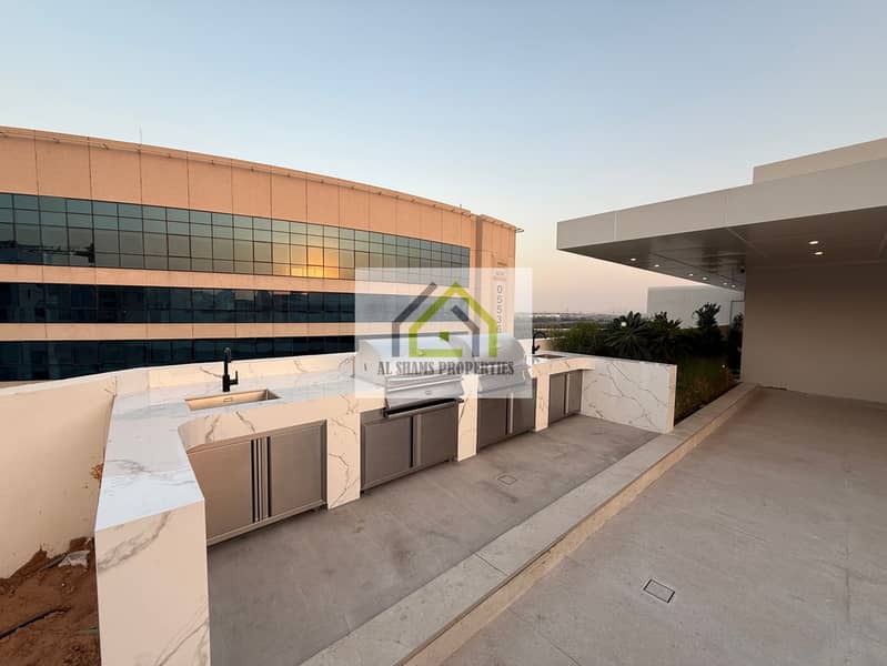 Front Facing High Floor 1BED+Study Premium Quality - Image 12