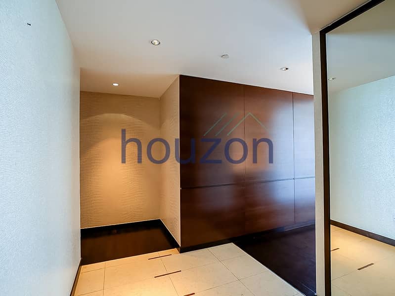 Luxury 3BR+Maids | High Floor | Vacant - Image 10