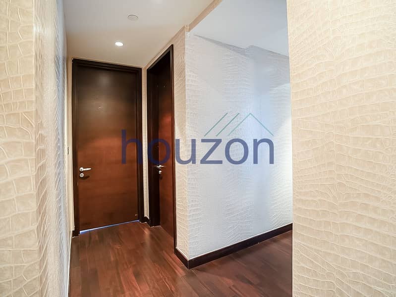 Luxury 3BR+Maids | High Floor | Vacant - Image 11