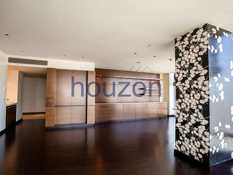 Luxury 3BR+Maids | High Floor | Vacant - Image 12