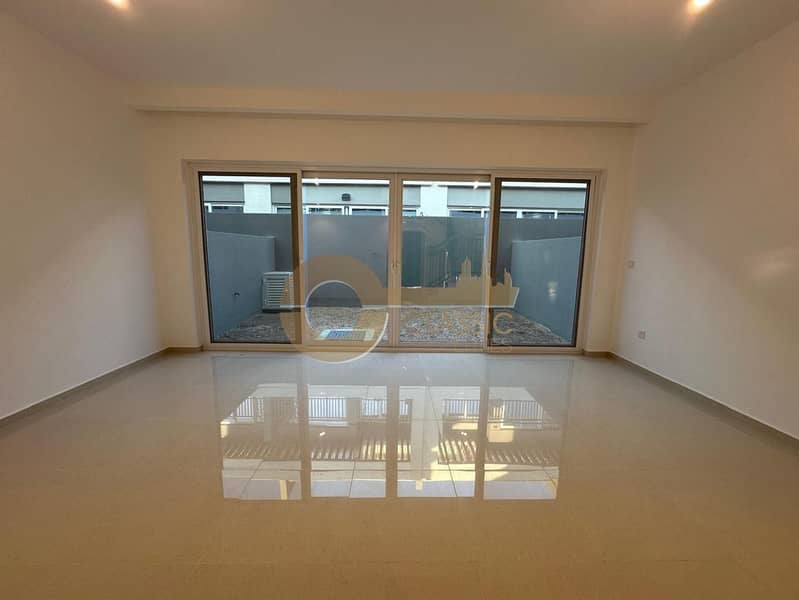 Modern 3BR | Closed Kitchen | Investor Deal