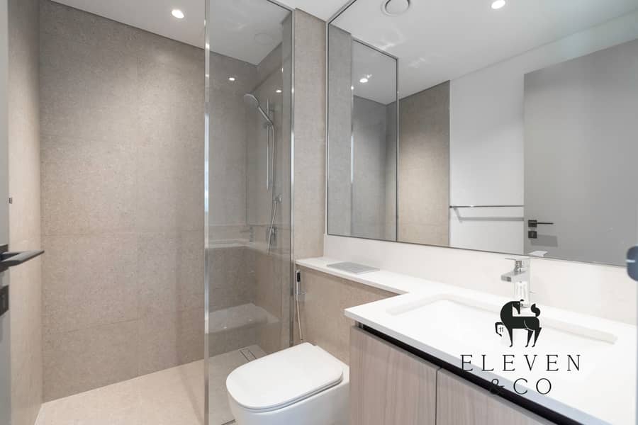 4 Bed+Maid Villa | Upgraded | Vacant - Image 9