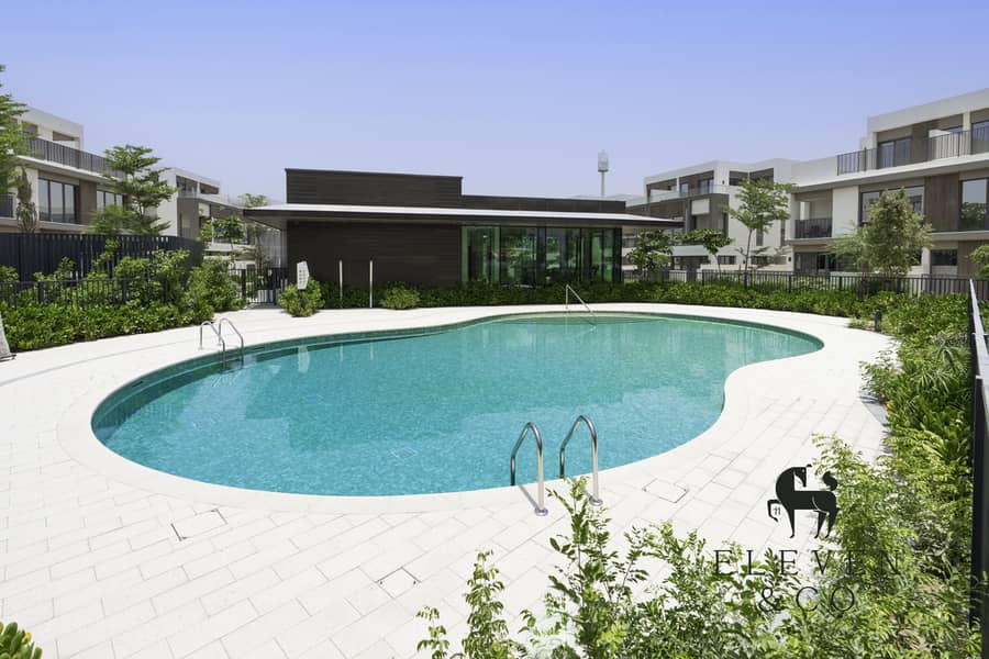 4 Bed+Maid Villa | Upgraded | Vacant - Image 10