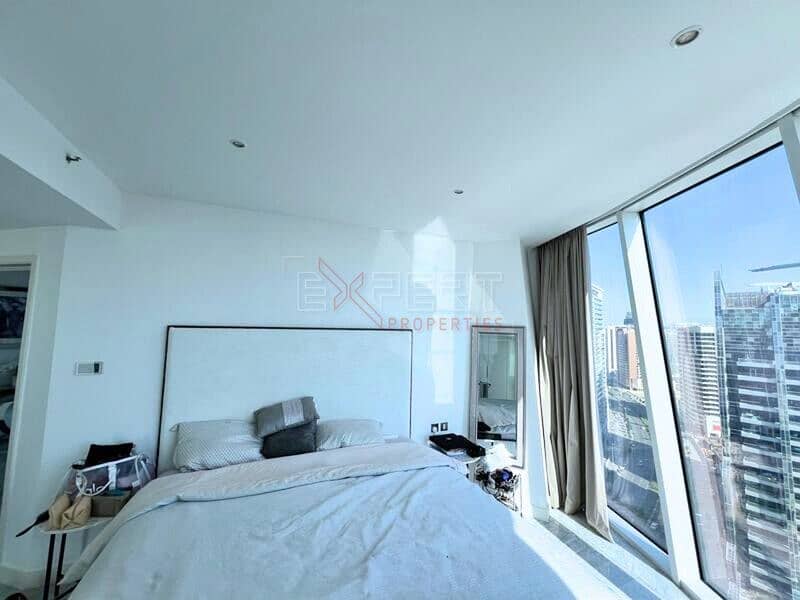 Burj Khalifa View | High-Floor Luxury Unit |Fully Furnished - Image 9