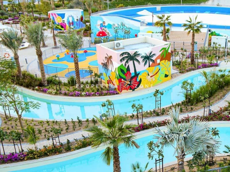 Elegant 4BR Family Home | Prime Location - Image 9