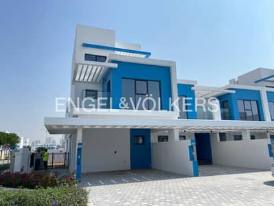 5 Bedroom Townhouse for Rent in DAMAC Lagoons, Dubai - Corner Unit | Spacious | Lagoon Luxury 5 Bedroom Townhouse for Rent in DAMAC Lagoons, Dubai - Corner Unit | Spacious | Lagoon Luxury