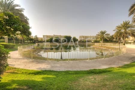 فیلا 2 غرفة نوم للايجار في الينابيع، دبي - Available Now | Well Maintained | Middle Unit فیلا 2 غرفة نوم للايجار في الينابيع، دبي - Available Now | Well Maintained | Middle Unit
