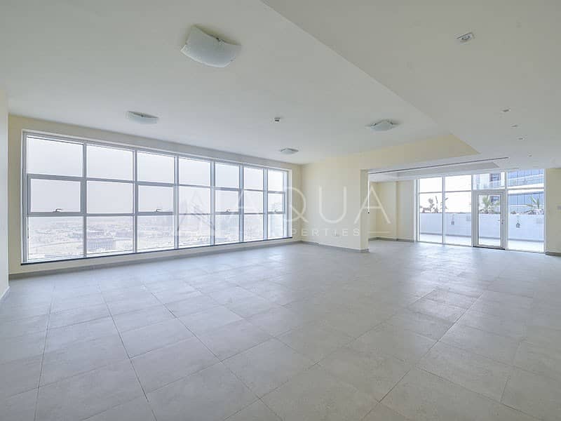 Luxury Penthouse | Great view | 4 Bedroom