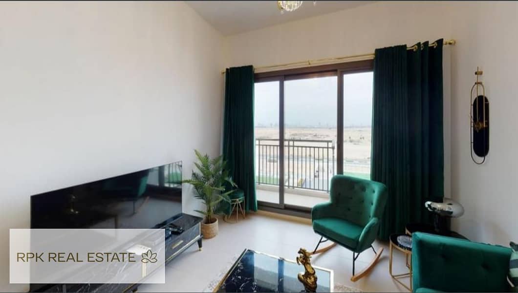 Modern 1BR | Fully Furnished | Pool View