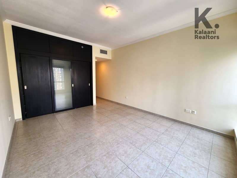 Chiller Free | Spacious | With Study Room - Image 8