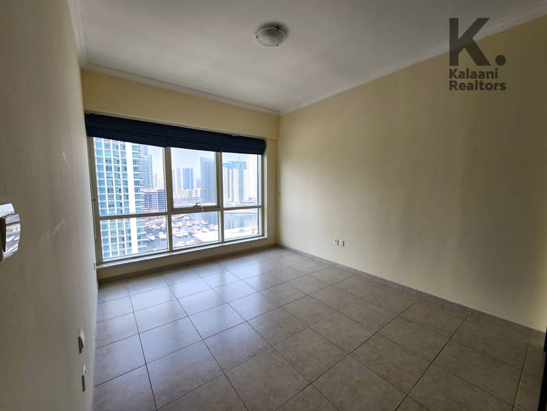 Chiller Free | Spacious | With Study Room - Image 12