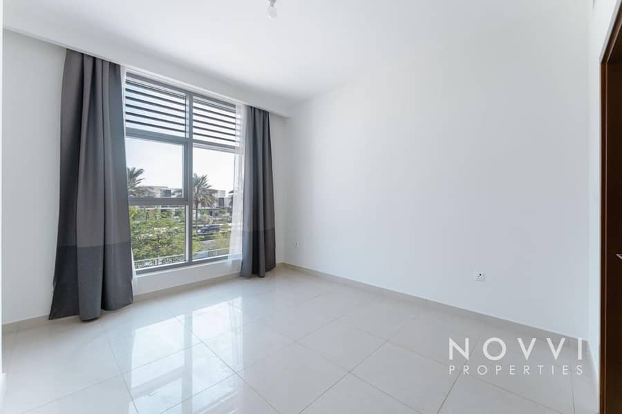 Vacant | Largest Space| Immaculate Condition - Image 10