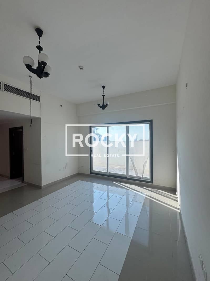 1 B/R Opposite Ports & Customs office, Al Raffa