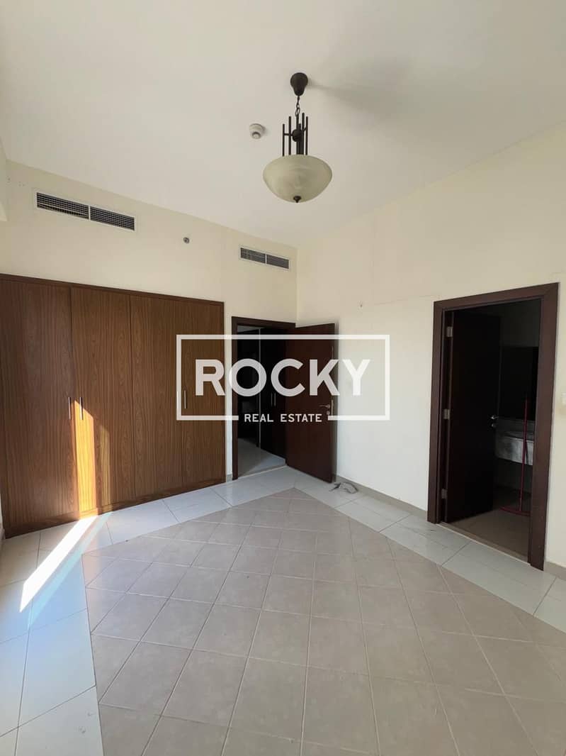 1 B/R Opposite Ports & Customs office, Al Raffa - Image 6