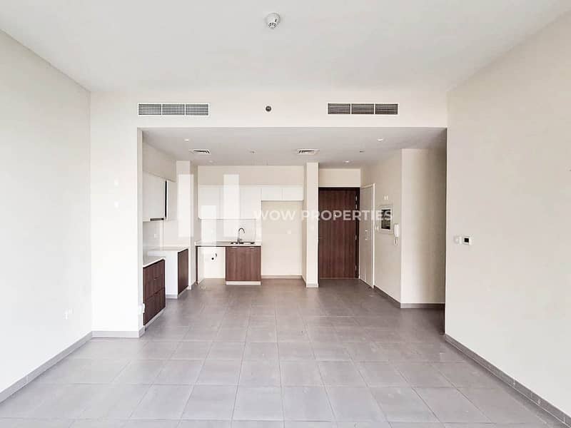 Pool and Golf Course View l Vacant | Modern Layout