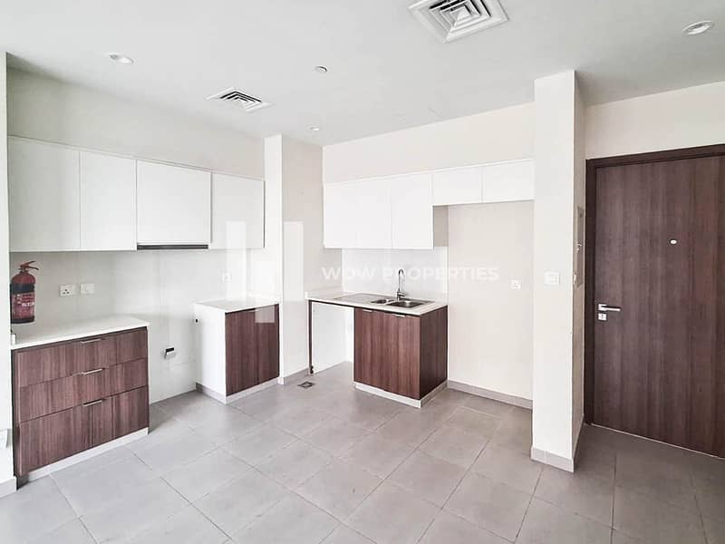 Pool and Golf Course View l Vacant | Modern Layout - Image 6