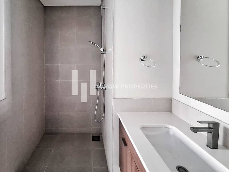 Pool and Golf Course View l Vacant | Modern Layout - Image 13