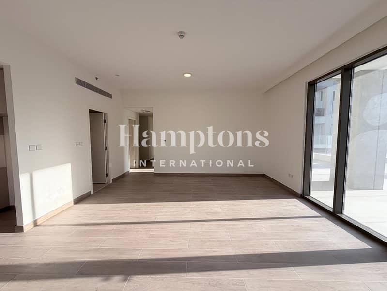 BIGGEST LAYOUT | HUGE BALCONY | VACANT