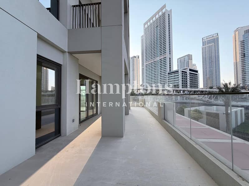 BIGGEST LAYOUT | HUGE BALCONY | VACANT