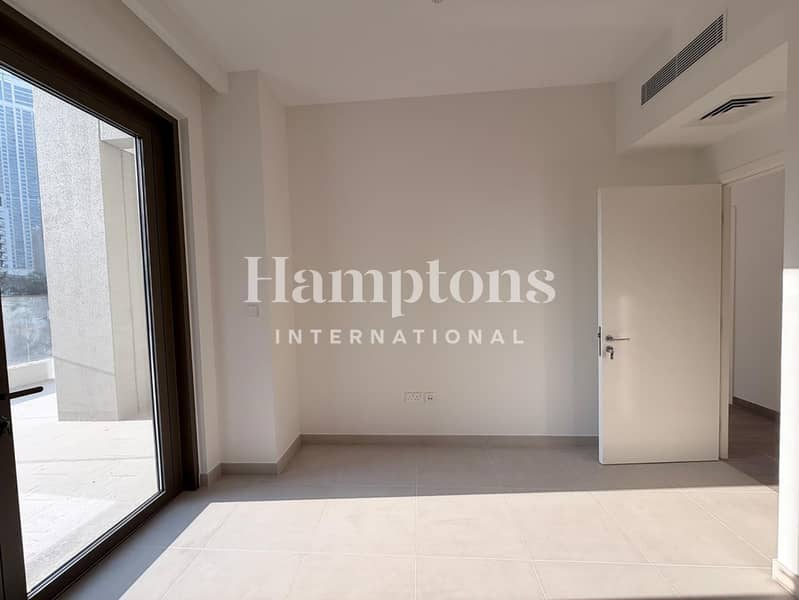 BIGGEST LAYOUT | HUGE BALCONY | VACANT - Image 7