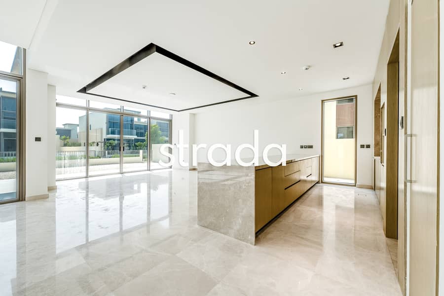 Corner Unit | Green Belt | Brand New