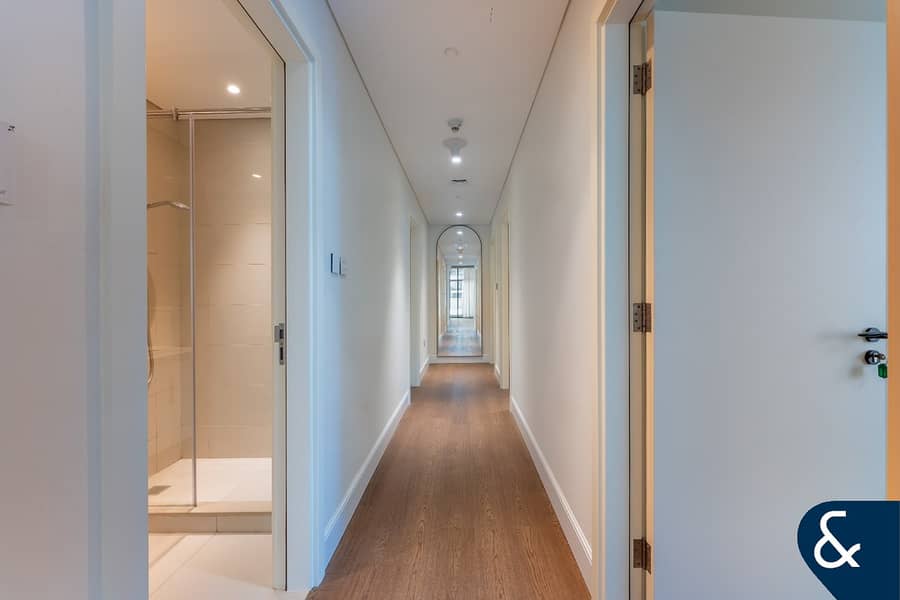 Furnished | Fully Upgraded | Vacant - Image 8