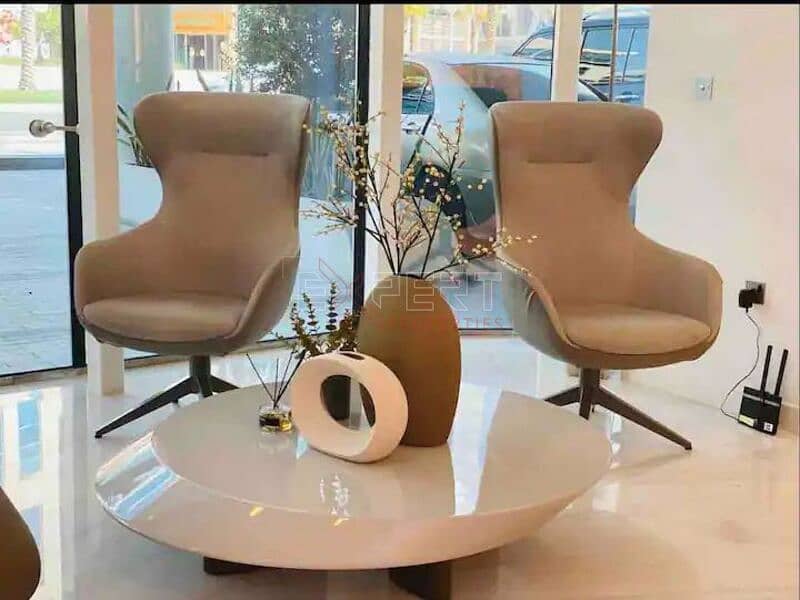 Spacious Open Layout | Central Location | Luxury Apartment - Image 13