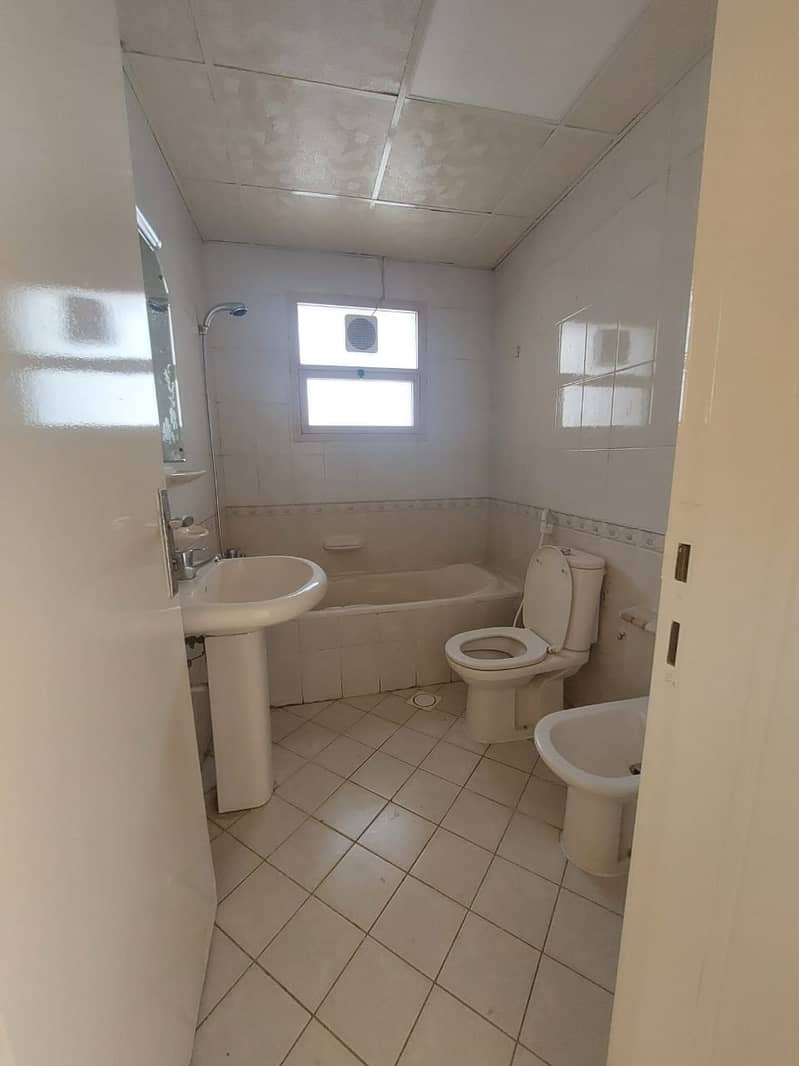 8 1000296428. jpg