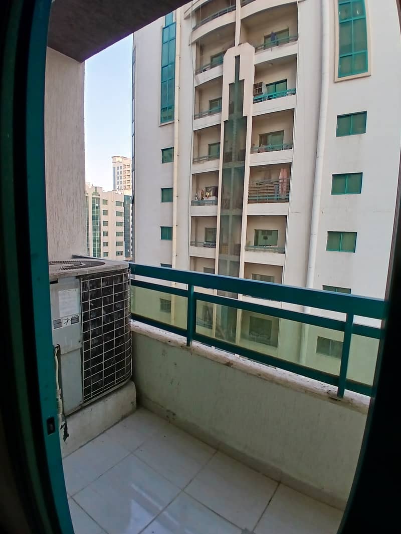 7 35001. jpg