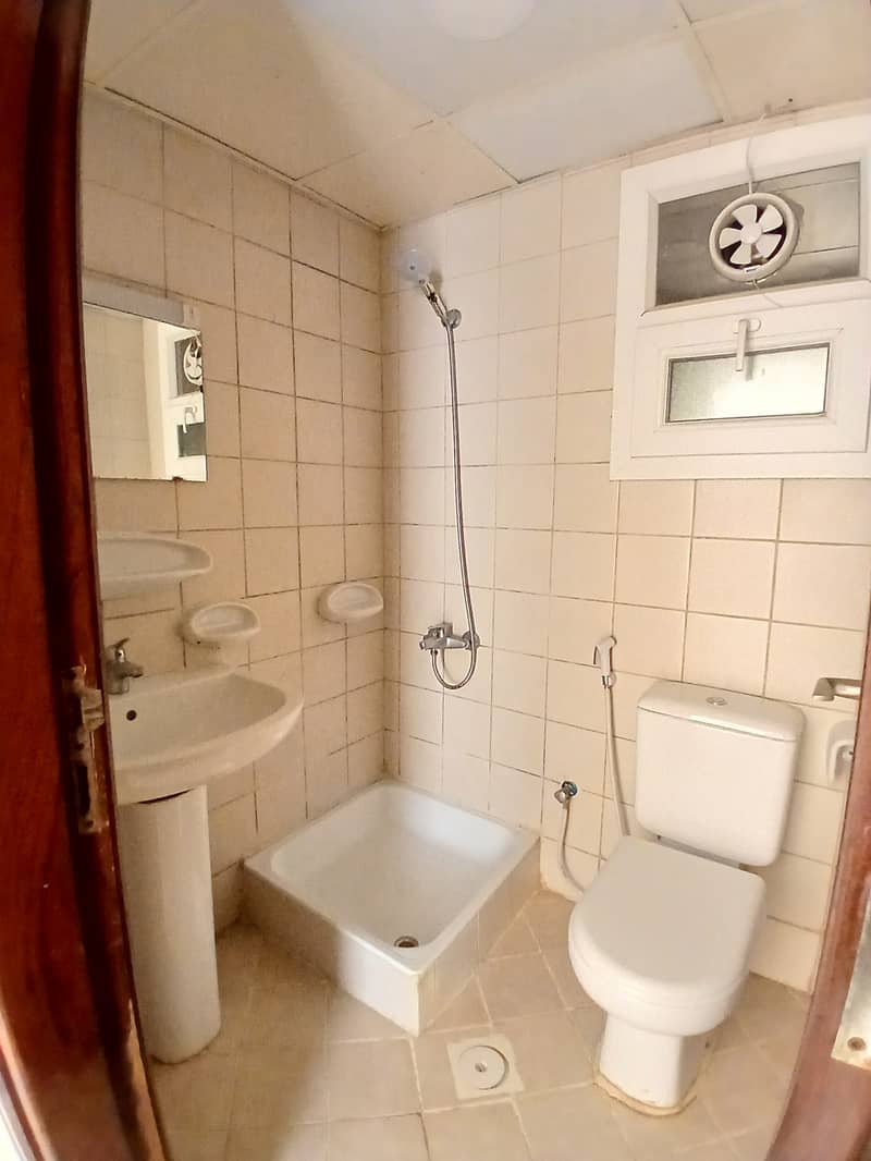 4 35408. jpg