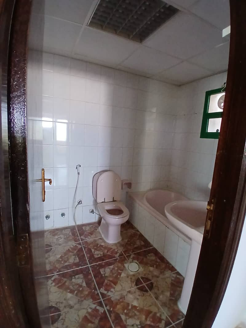 6 32641. jpg