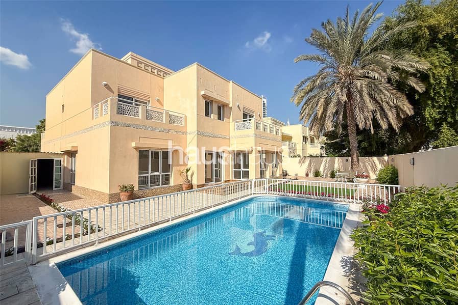 Meadows 1 | Upgraded | Type 8 | Pool