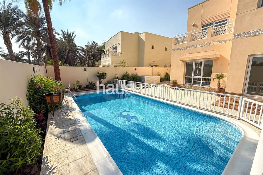 Meadows 1 | Upgraded | Type 8 | Pool