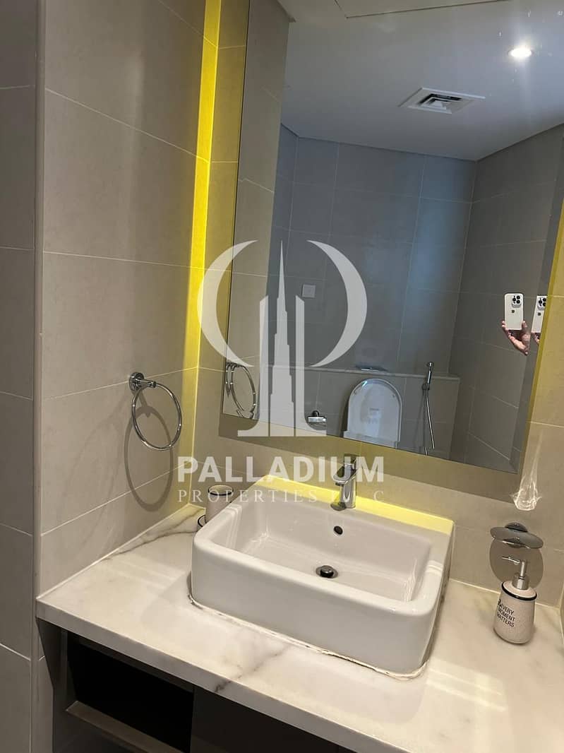 Fully Furnished | Upgraded | Ready to Move | Best Layout - Image 10