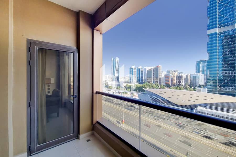 Luxury Hotel | Access to Metro| Bills included - Image 11