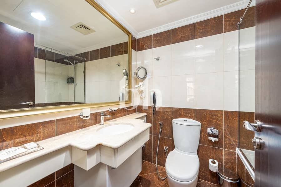 Jan 15 Early Booking| Walk to Metro | Serviced - Image 10