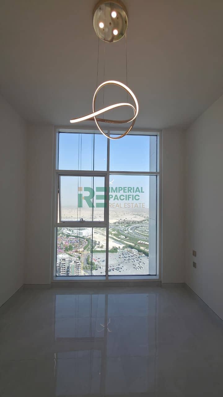 1-Bedroom | Furnished | High Floor Emirates View - Image 7
