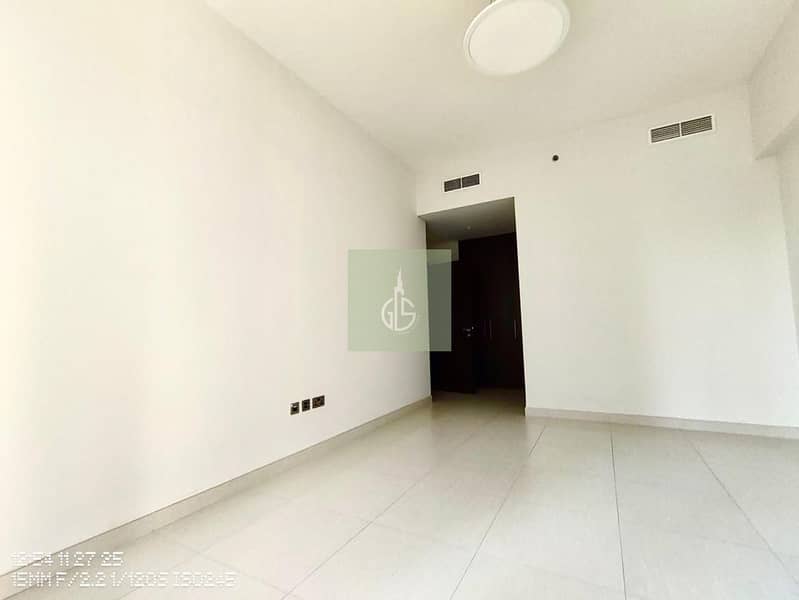 Vacant Now | Metro Access | Great Location