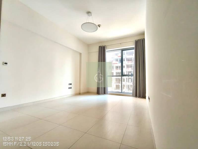 Vacant Now | Metro Access | Great Location