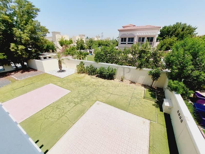 Massive Plot |Extendable Villa |Corner |Hot Deal - Image 9